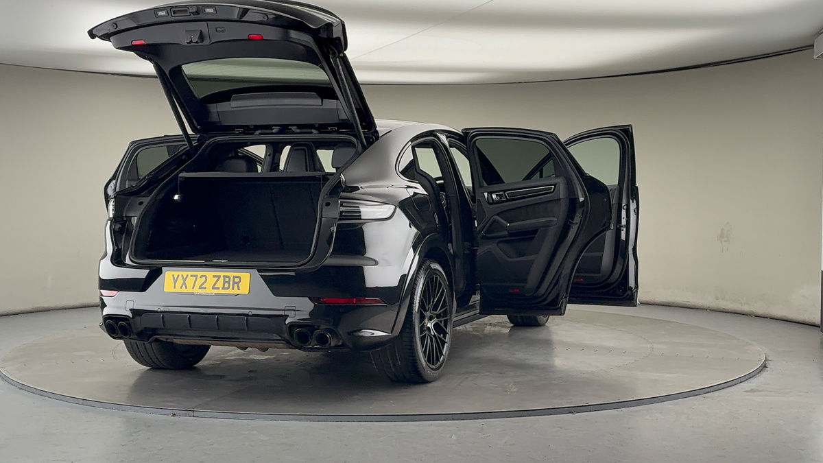 More views of Porsche Cayenne