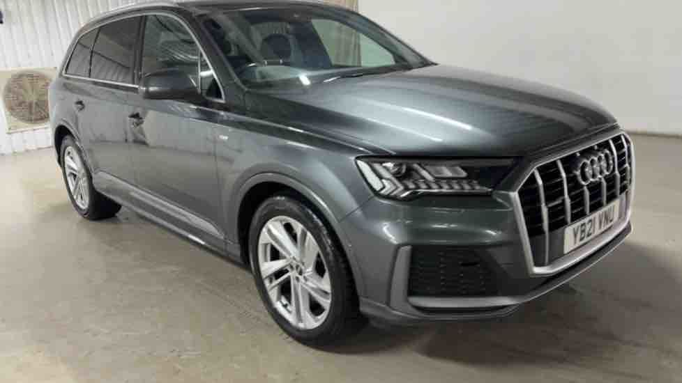 More views of Audi Q7