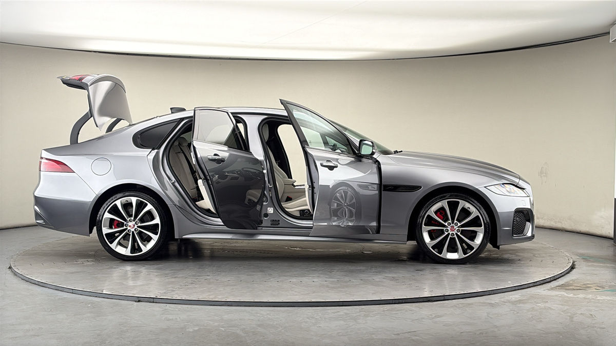 More views of Jaguar XF