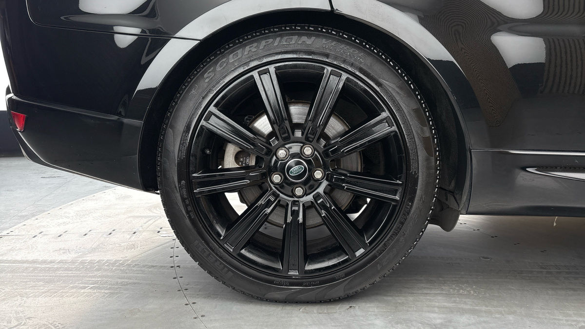 Land Rover Range Rover Sport Image 10