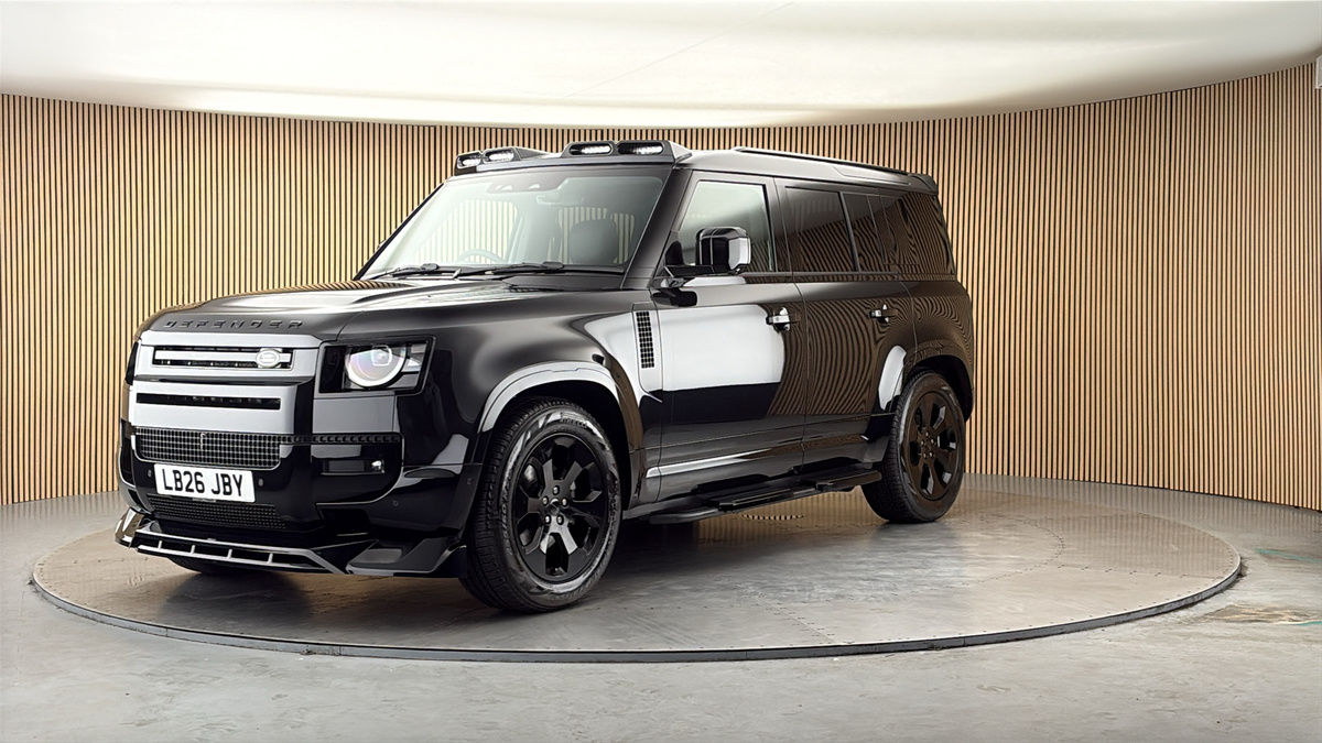 More views of Land Rover Defender 110