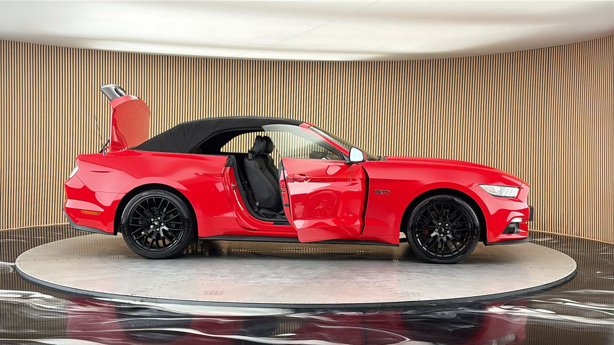 More views of Ford Mustang