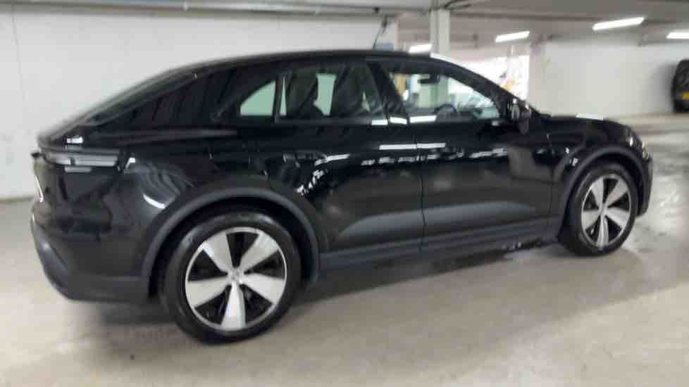 More views of Porsche Macan