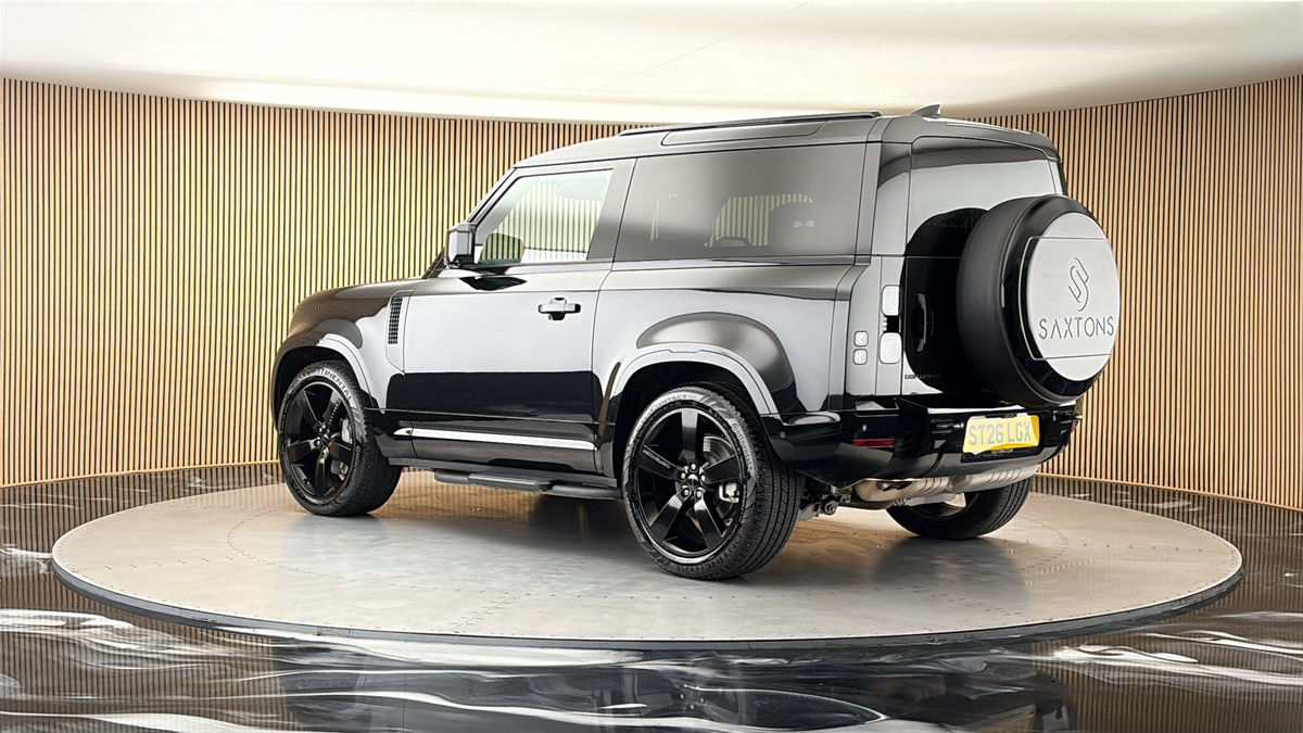 More views of Land Rover Defender 90