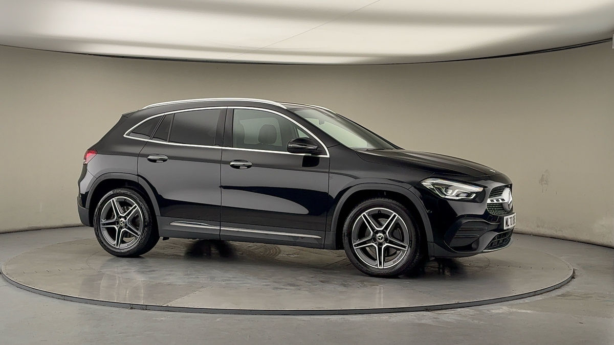 More views of Mercedes-Benz GLA