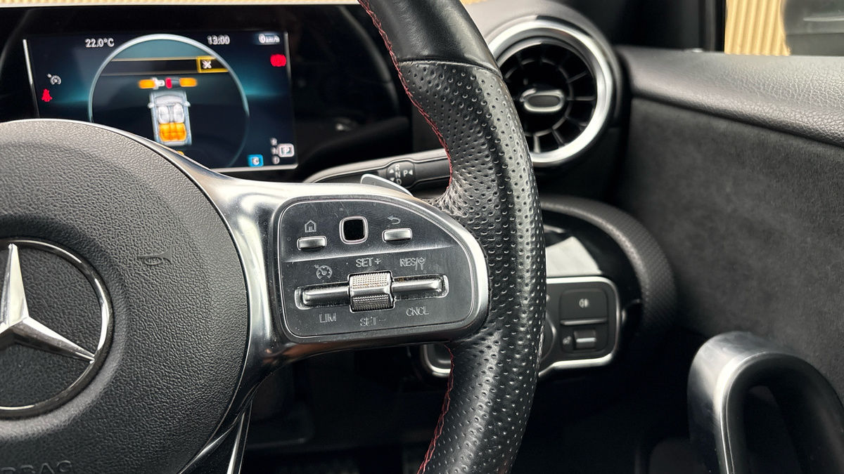 Mercedes-Benz A Class Image 14