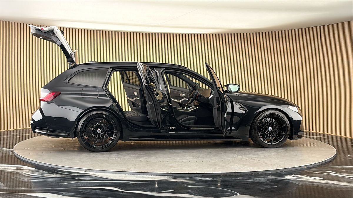 More views of BMW M3
