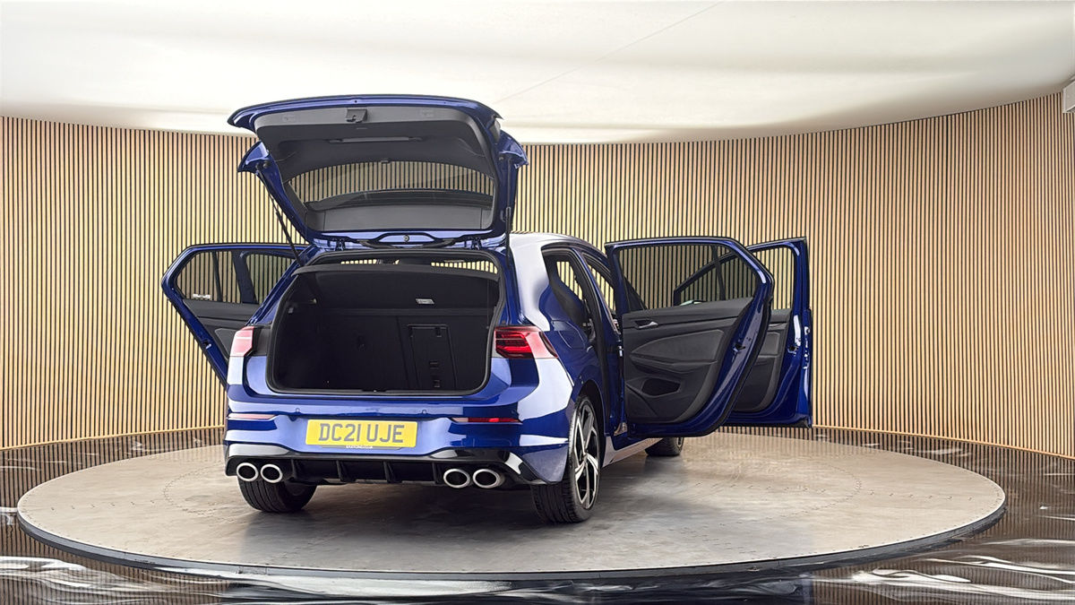 More views of Volkswagen Golf