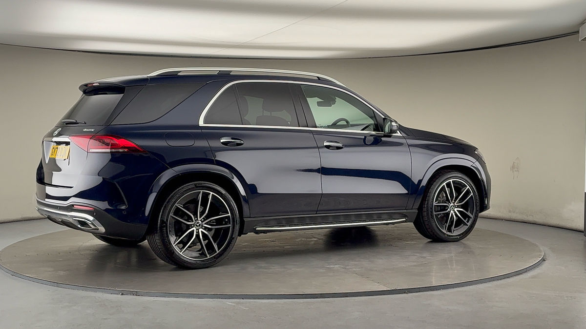 More views of Mercedes-Benz GLE