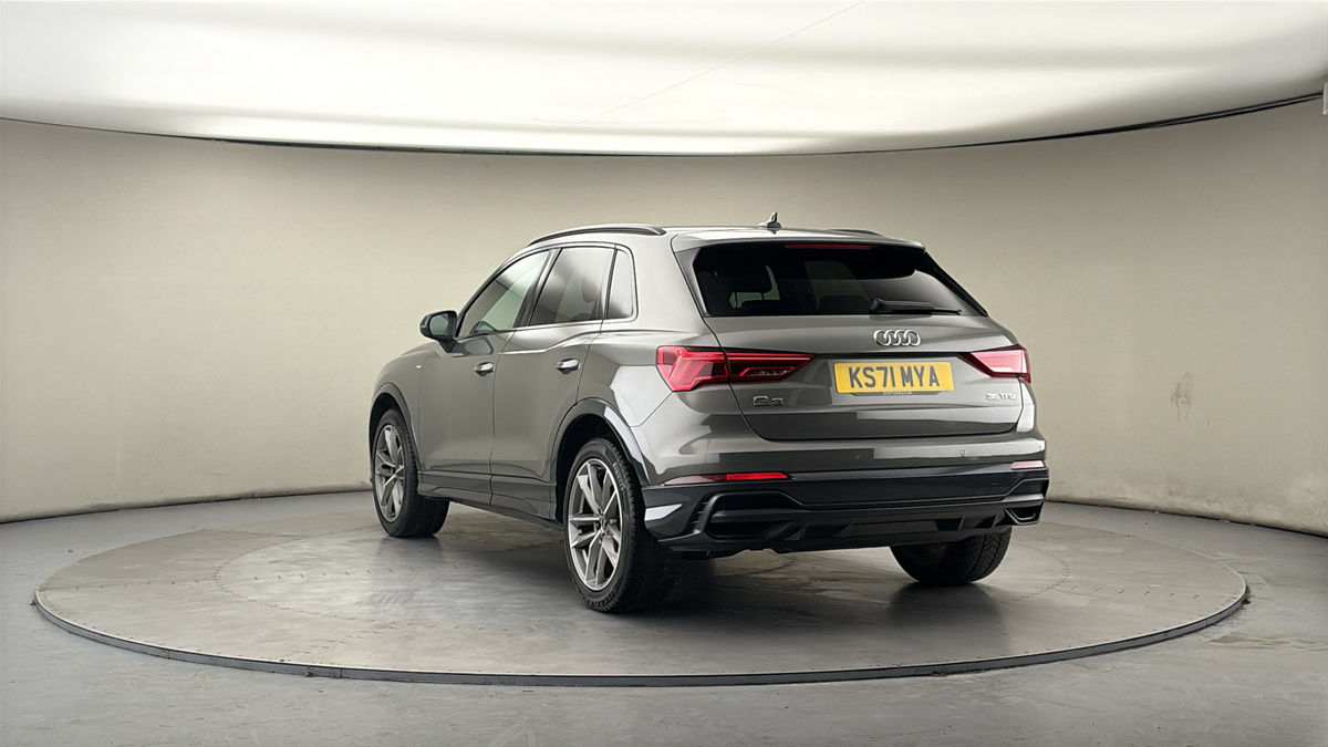 More views of Audi Q3