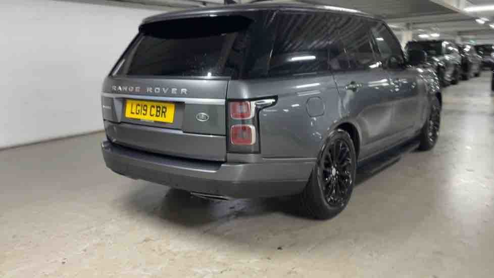 More views of Land Rover Range Rover