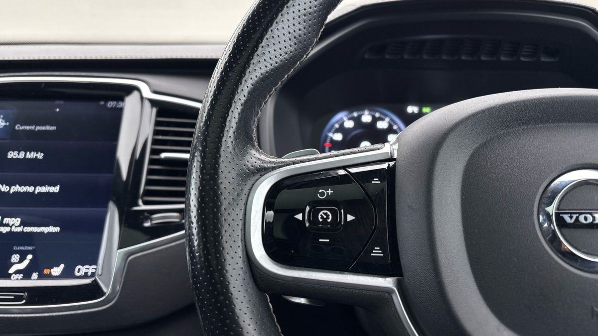 Volvo XC90 Image 13
