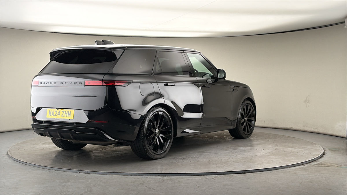 More views of Land Rover Range Rover Sport
