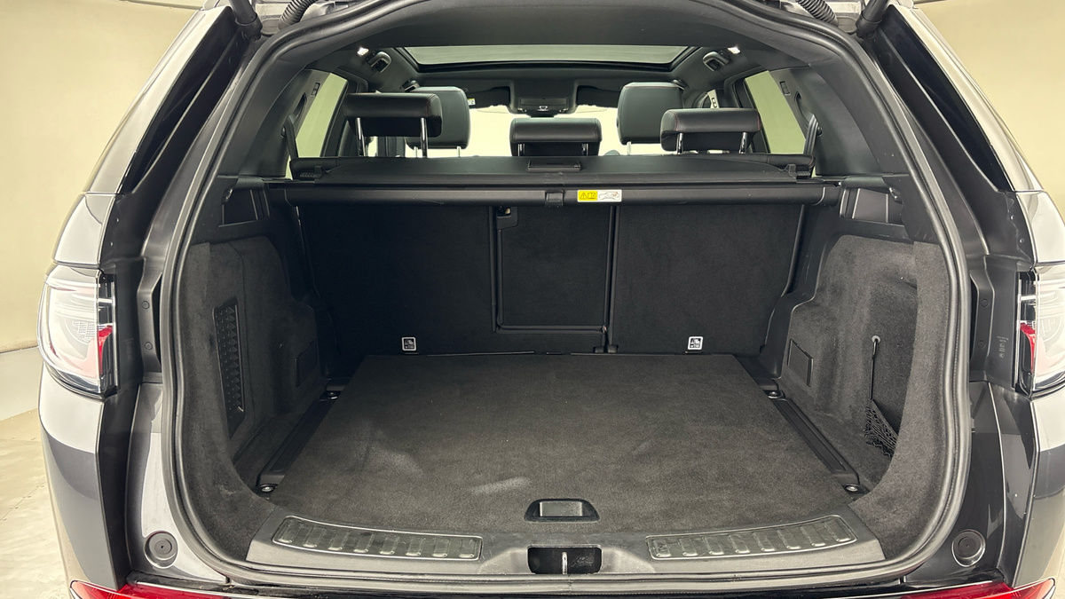 Land Rover Discovery Sport Image 11