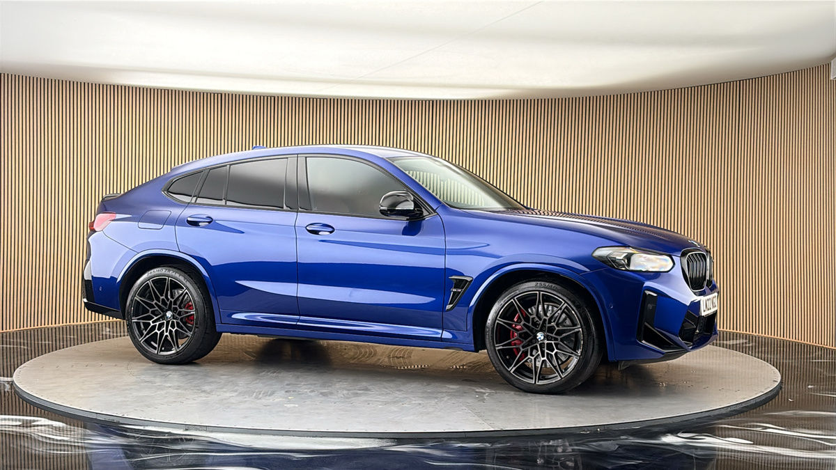 More views of BMW X4 M