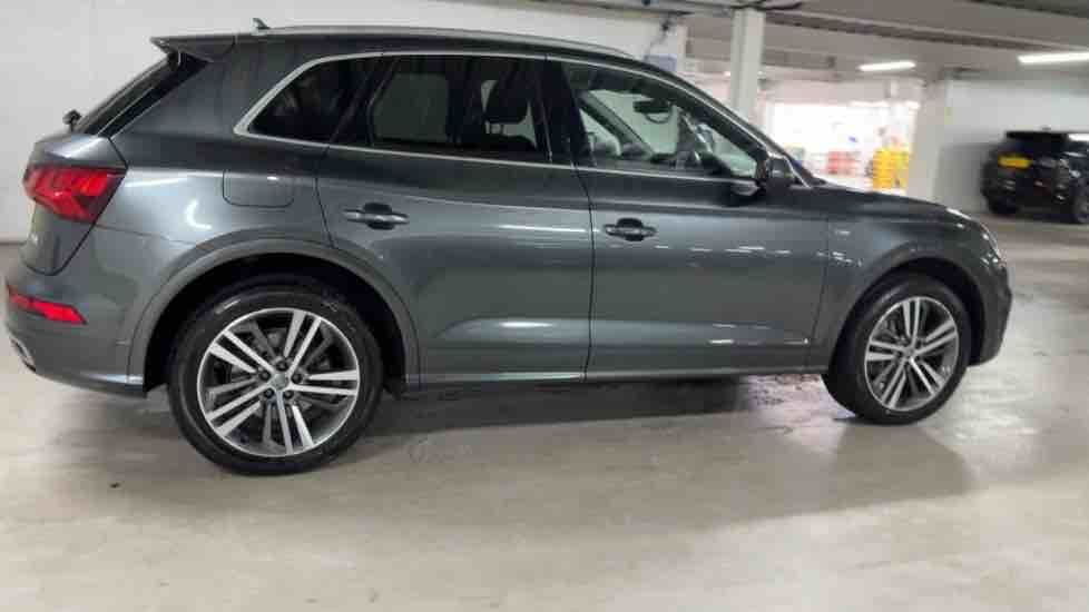 More views of Audi Q5