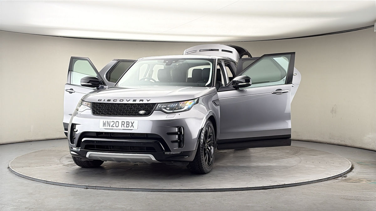 More views of Land Rover Discovery