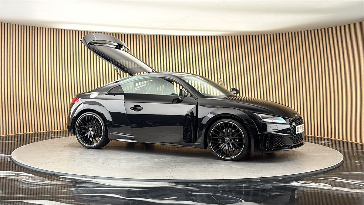 More views of Audi TTS