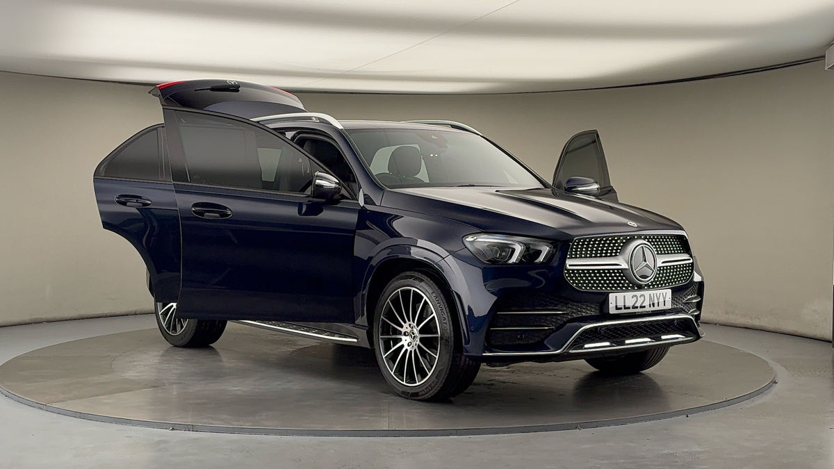 More views of Mercedes-Benz GLE