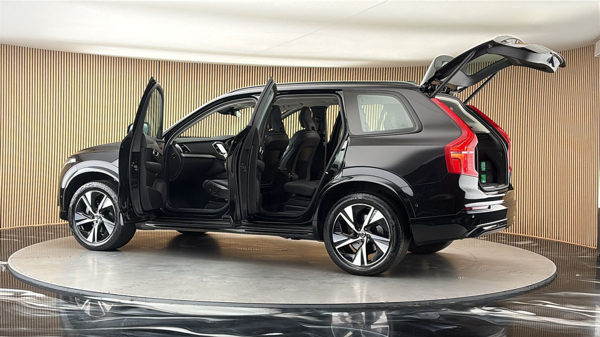 More views of Volvo XC90