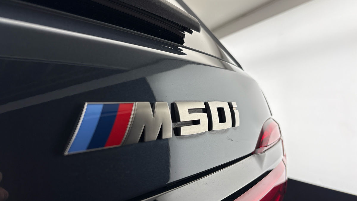 BMW X7 Image 41