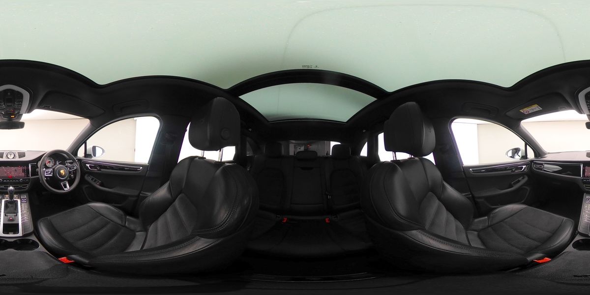 More views of Porsche Macan