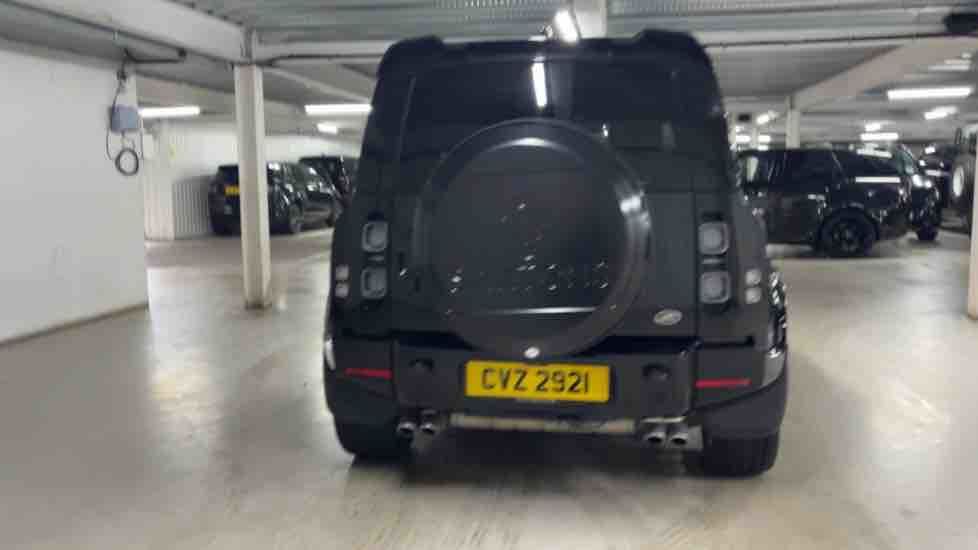More views of Land Rover Defender 90