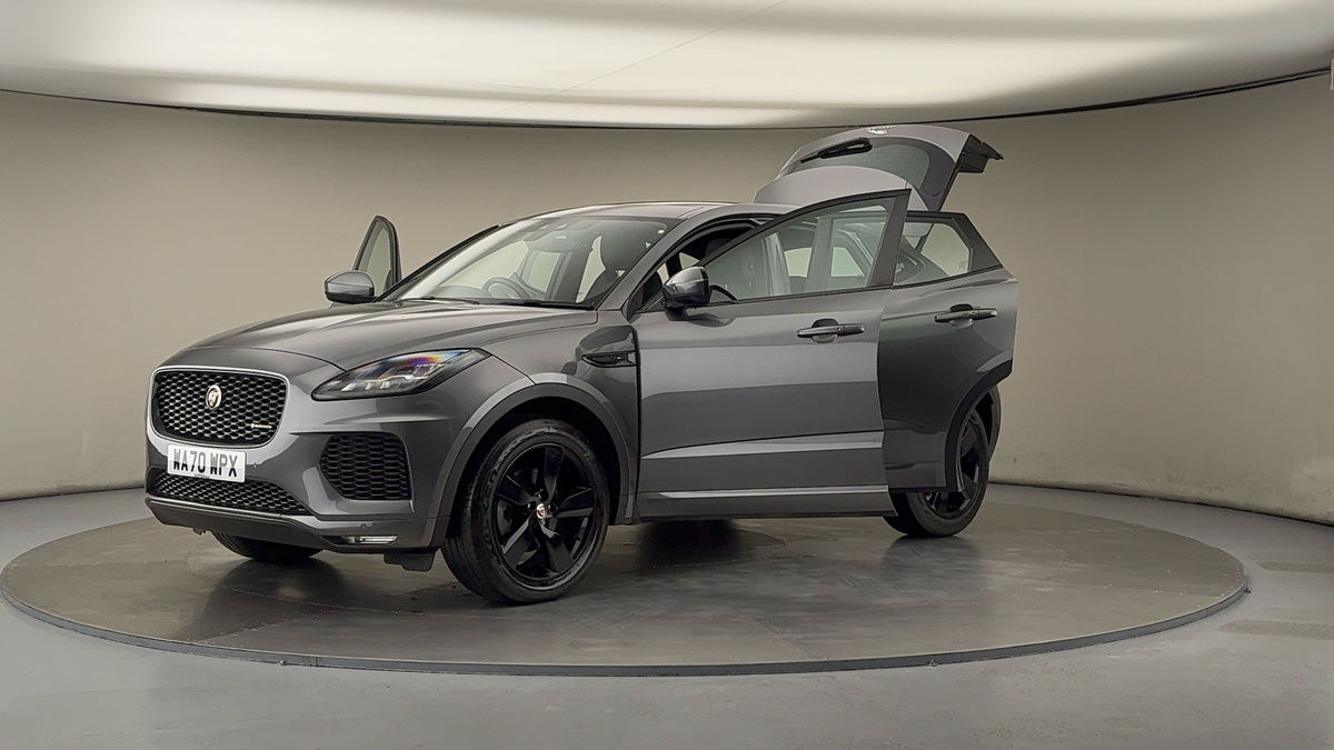 Jaguar E-PACE Image 22