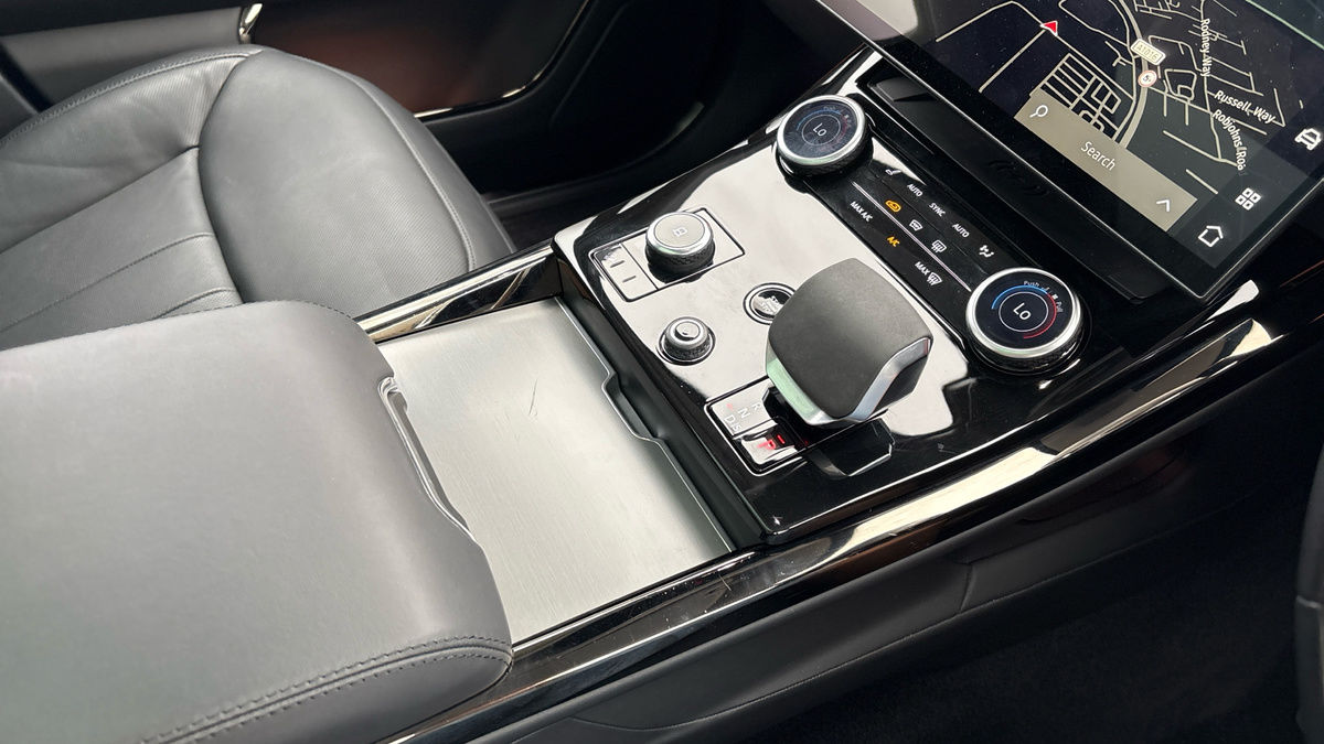Land Rover Range Rover Sport Image 18