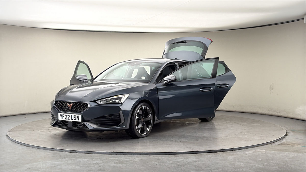 More views of CUPRA Leon