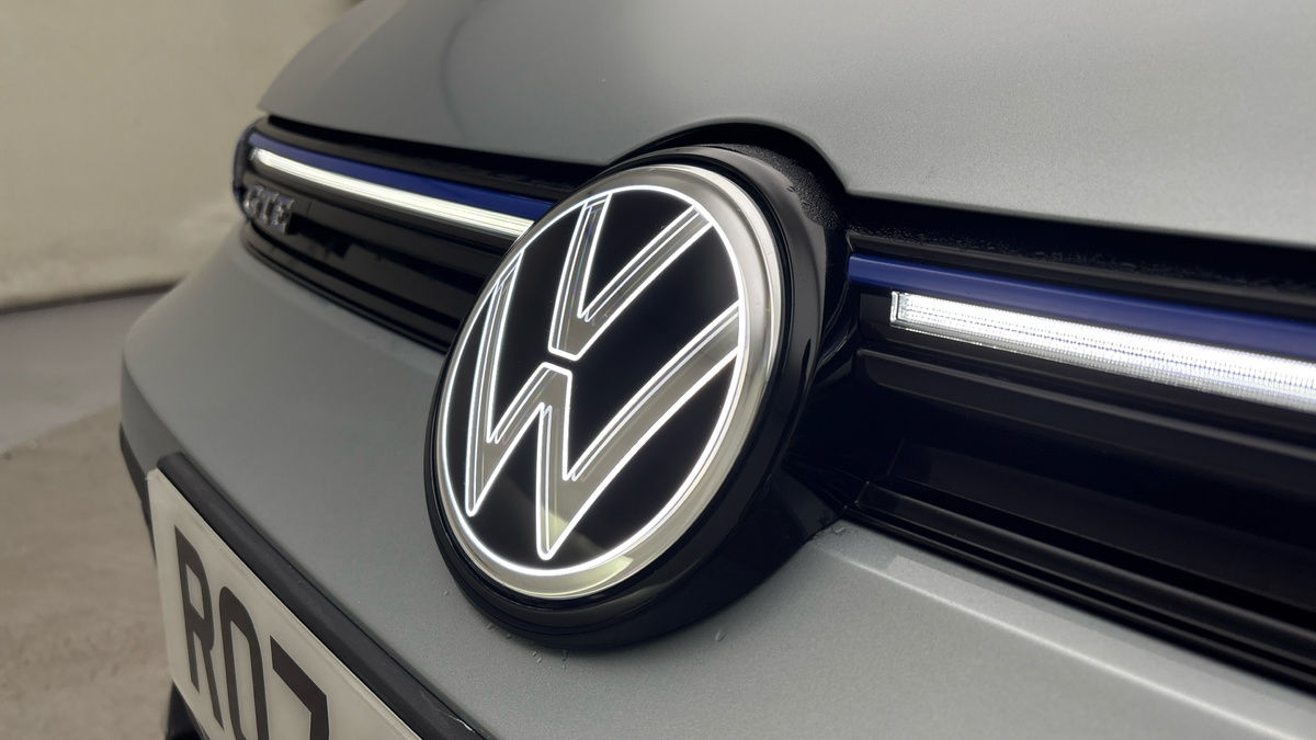 Volkswagen Golf Image 24