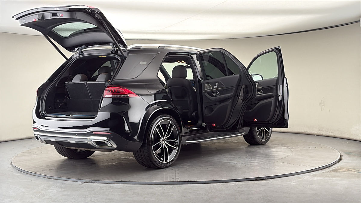 More views of Mercedes-Benz GLE