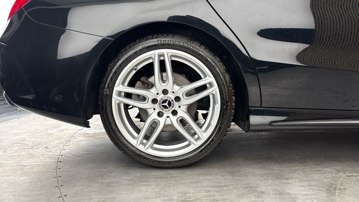Mercedes-Benz CLA Image 10