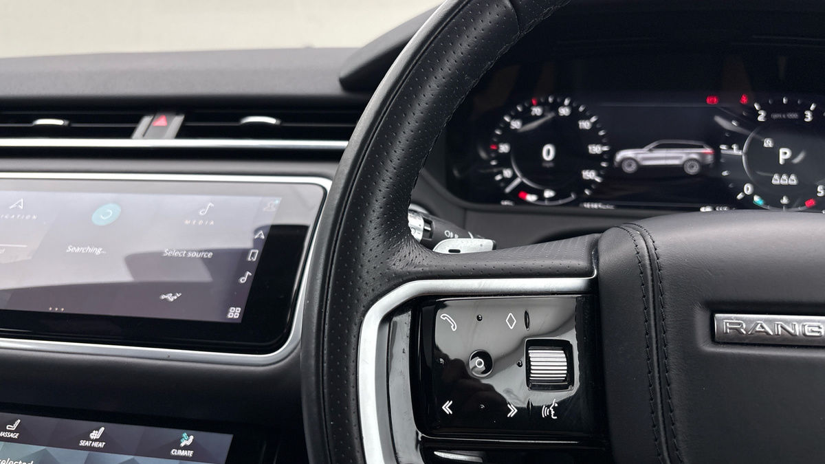 Land Rover Range Rover Velar Image 13
