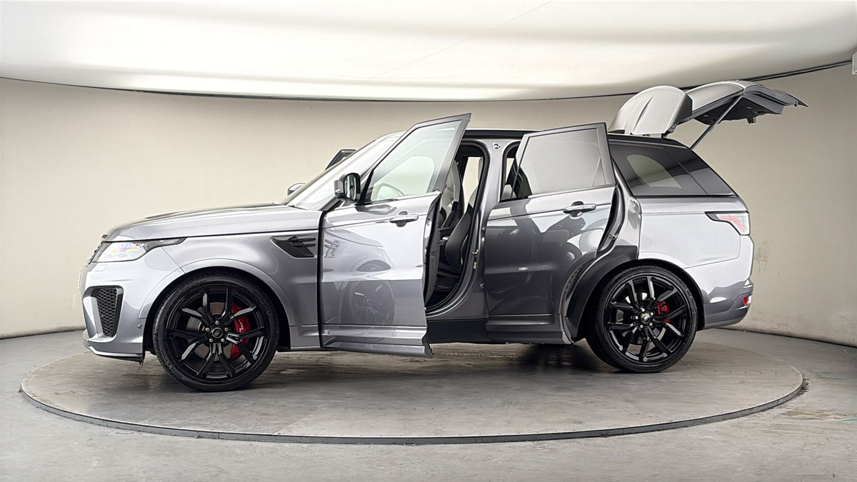 More views of Land Rover Range Rover Sport