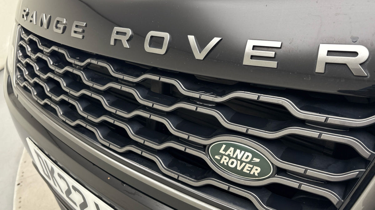 Land Rover Range Rover Sport Image 24