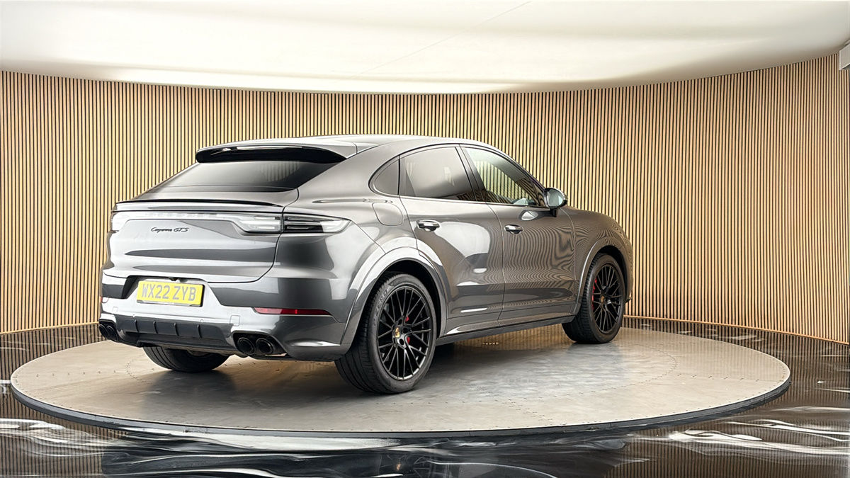 More views of Porsche Cayenne