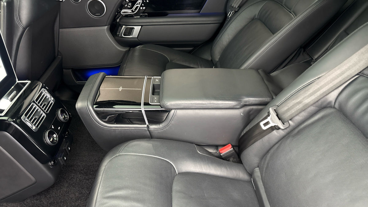 Land Rover Range Rover Image 9