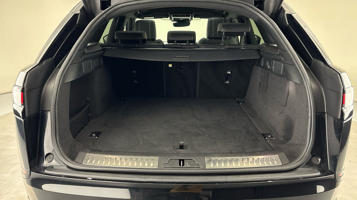 Land Rover Range Rover Velar Image 11