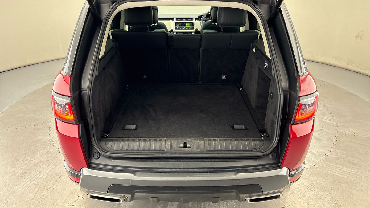 Land Rover Range Rover Sport Image 11