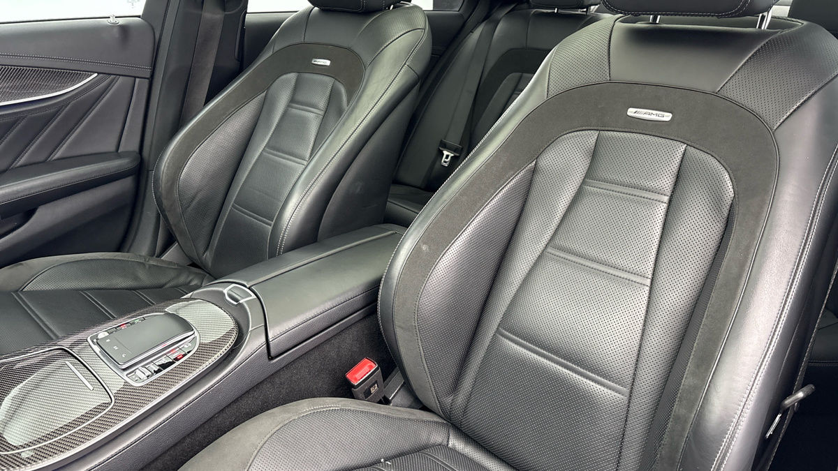 Mercedes-Benz E Class Image 7