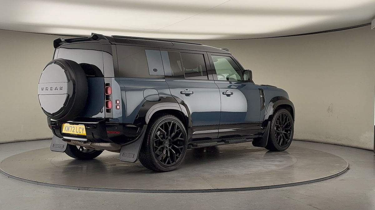 Land Rover Defender 110 Urban Image 21