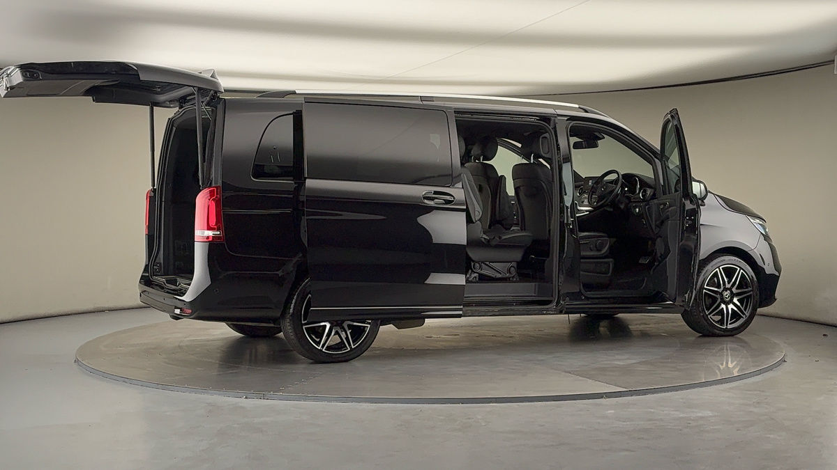 More views of Mercedes-Benz V Class