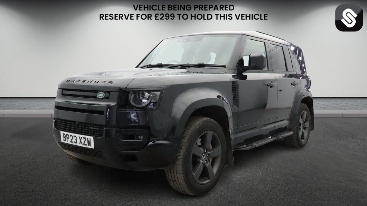 Land Rover Defender 110 Image 2