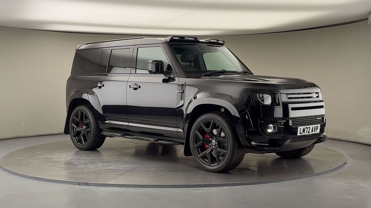 More views of Land Rover Defender 110