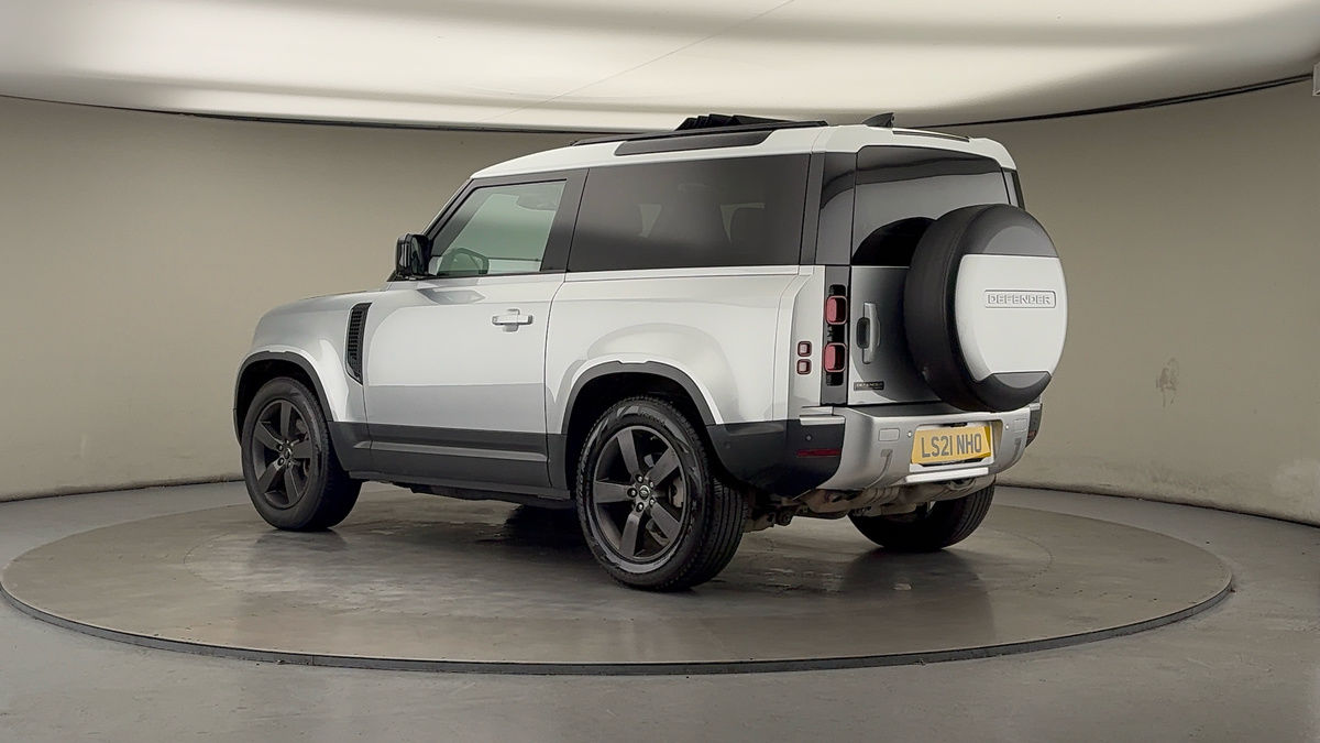 More views of Land Rover Defender 90