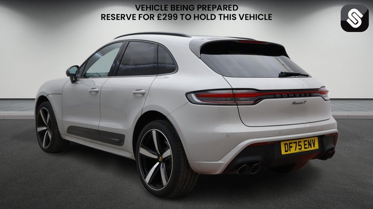 Porsche Macan Image 3