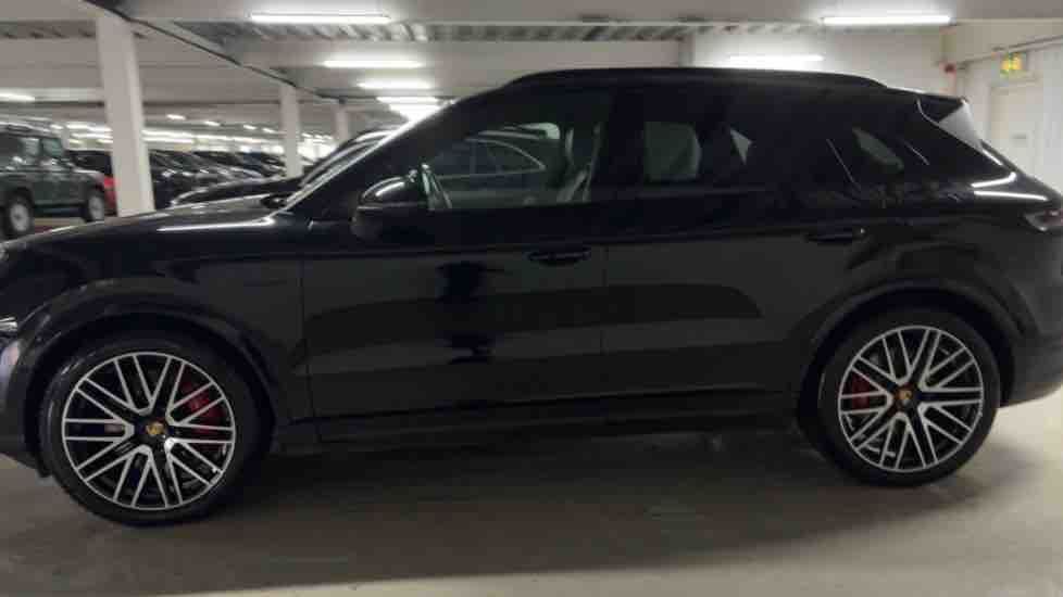 More views of Porsche Cayenne