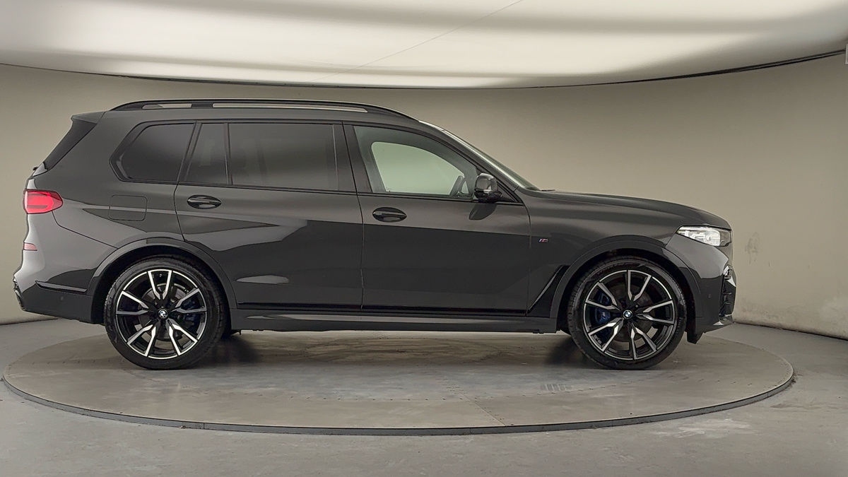 BMW X7 Image 16