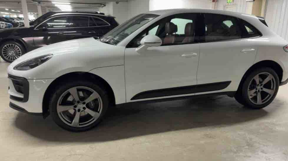 More views of Porsche Macan